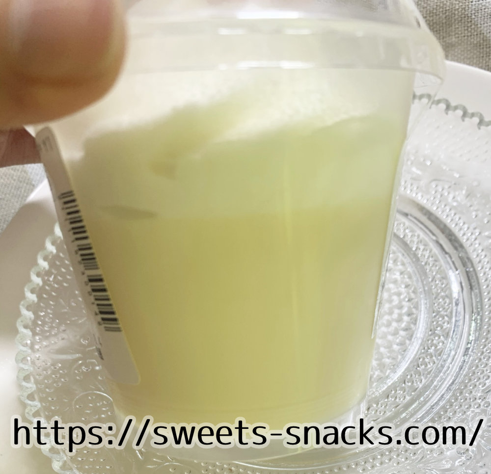 ホイップクリームのミルクプリン写真3